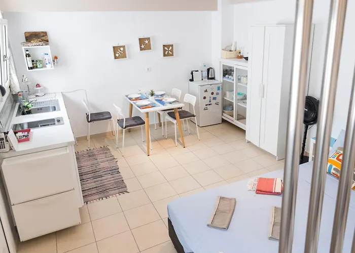 شقة Sunrise Beachfront Getaway *